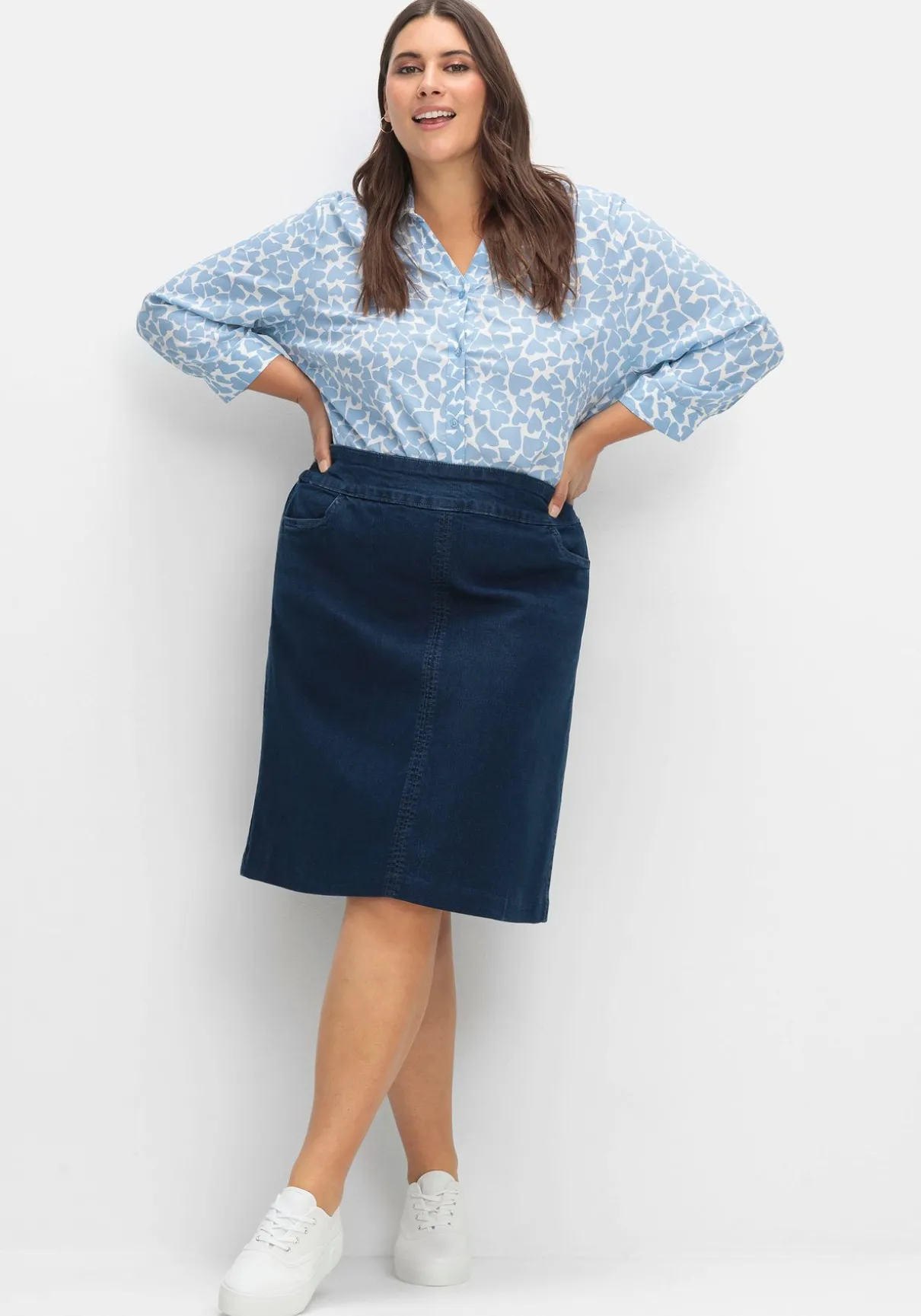 Jeansrock mit Taschen, in A-Linie