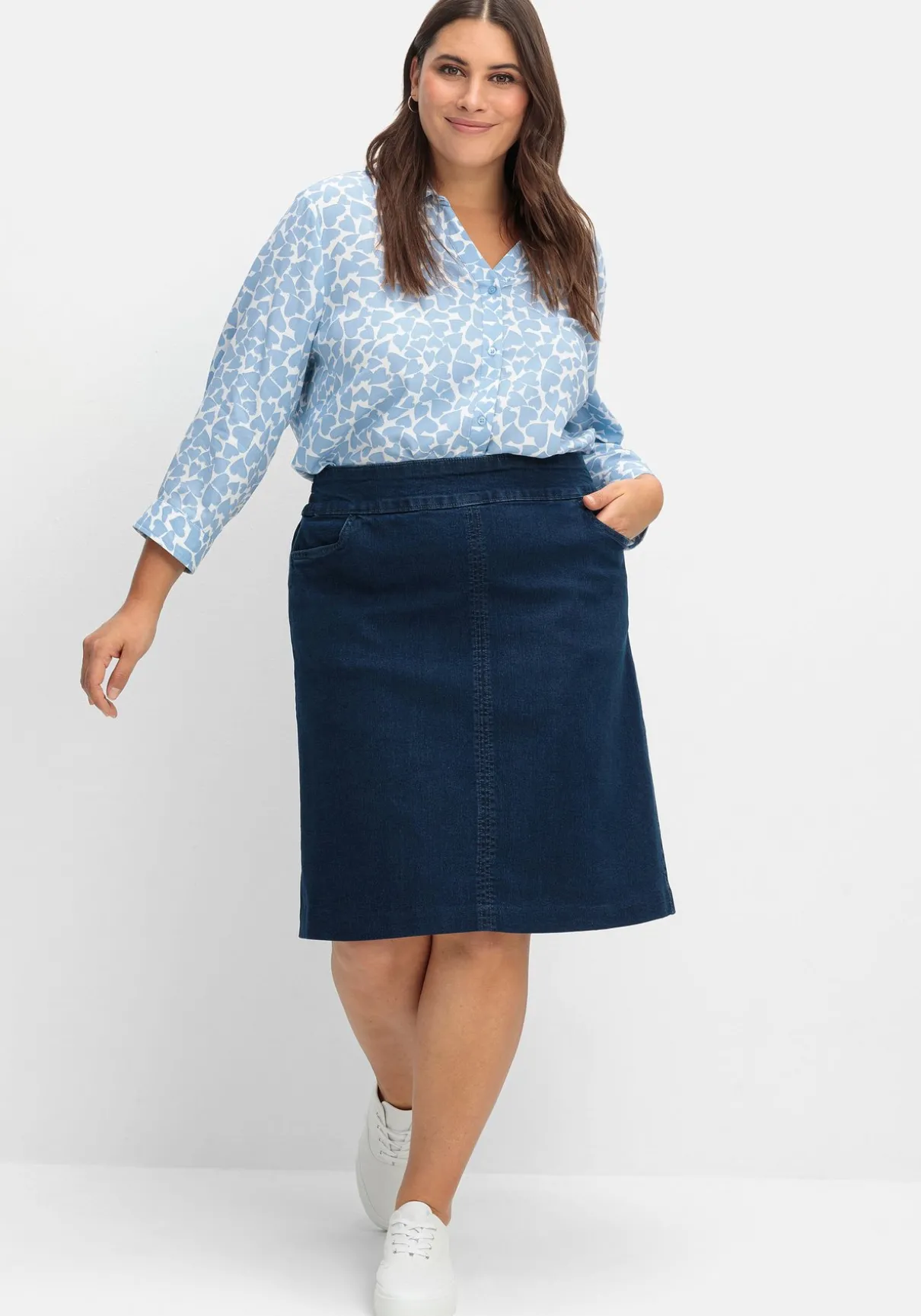 Jeansrock mit Taschen, in A-Linie