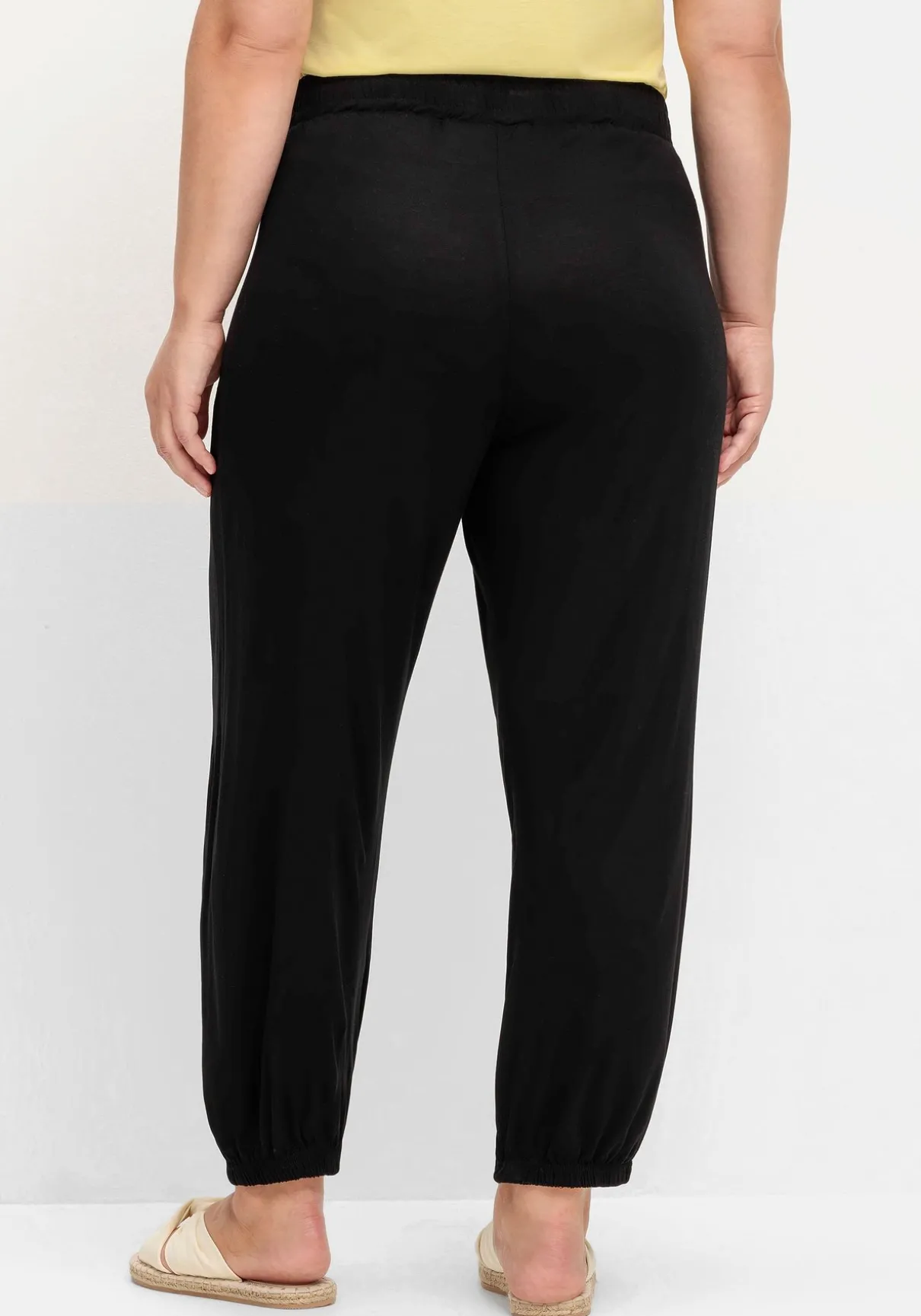 7/8-Jerseyhose mit Nieten und Gummizugbund