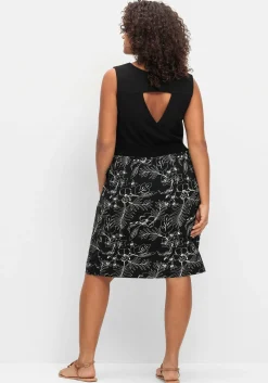 Jerseykleid in Wickeloptik, mit V-Cut hinten