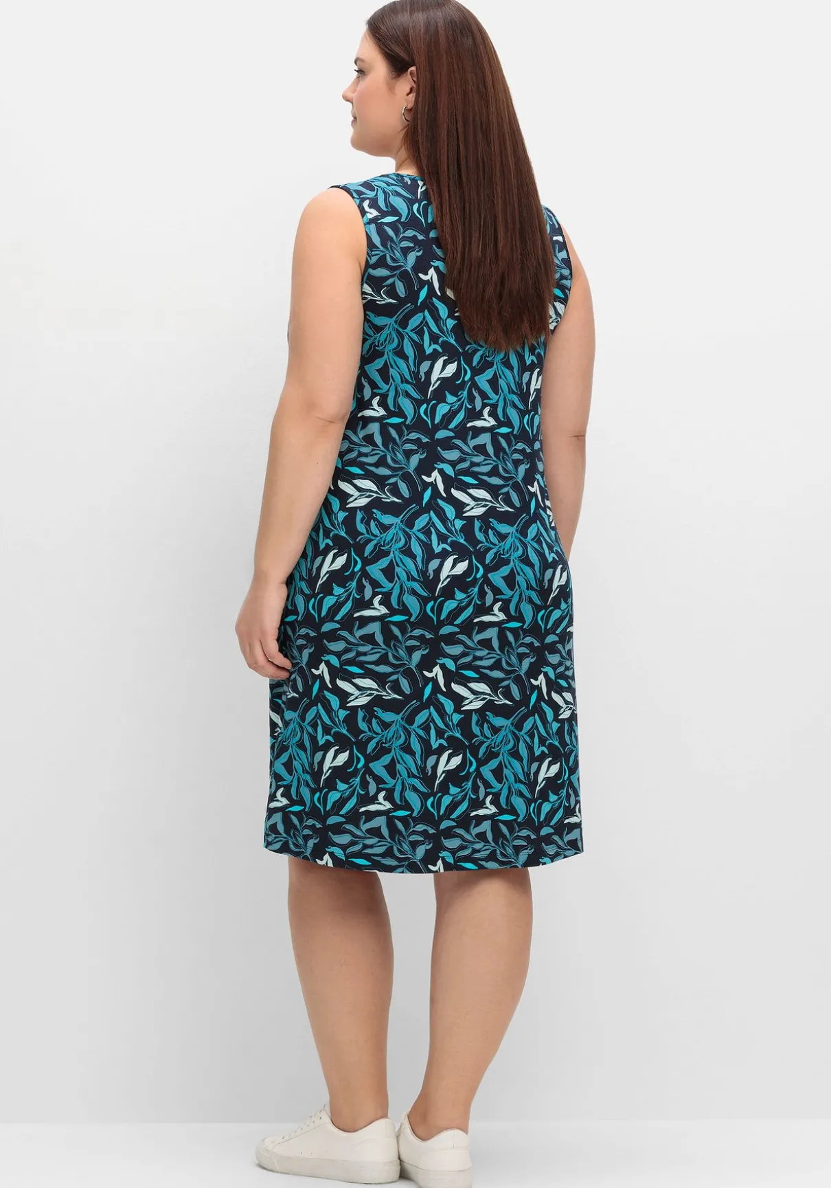 Jerseykleid mit Blätterprint und Taschen