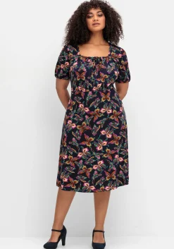 Jerseykleid mit Karree-Ausschnitt und Alloverprint