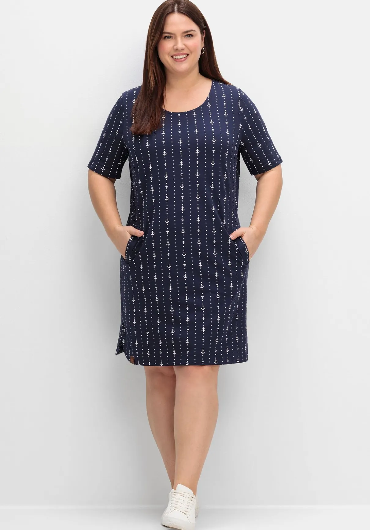 Jerseykleid mit maritimem Print und Taschen
