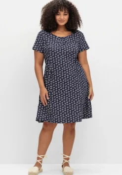 Jerseykleid mit schwingendem Rockteil