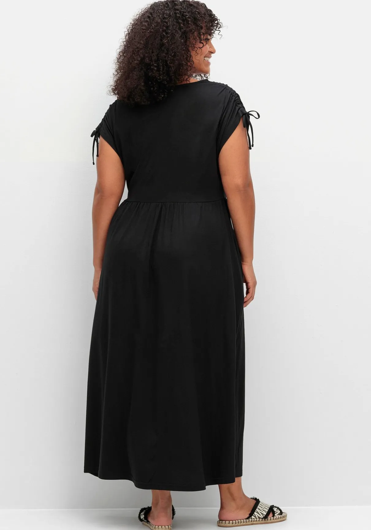 Jerseykleid mit Tunnelzug am Ärmel