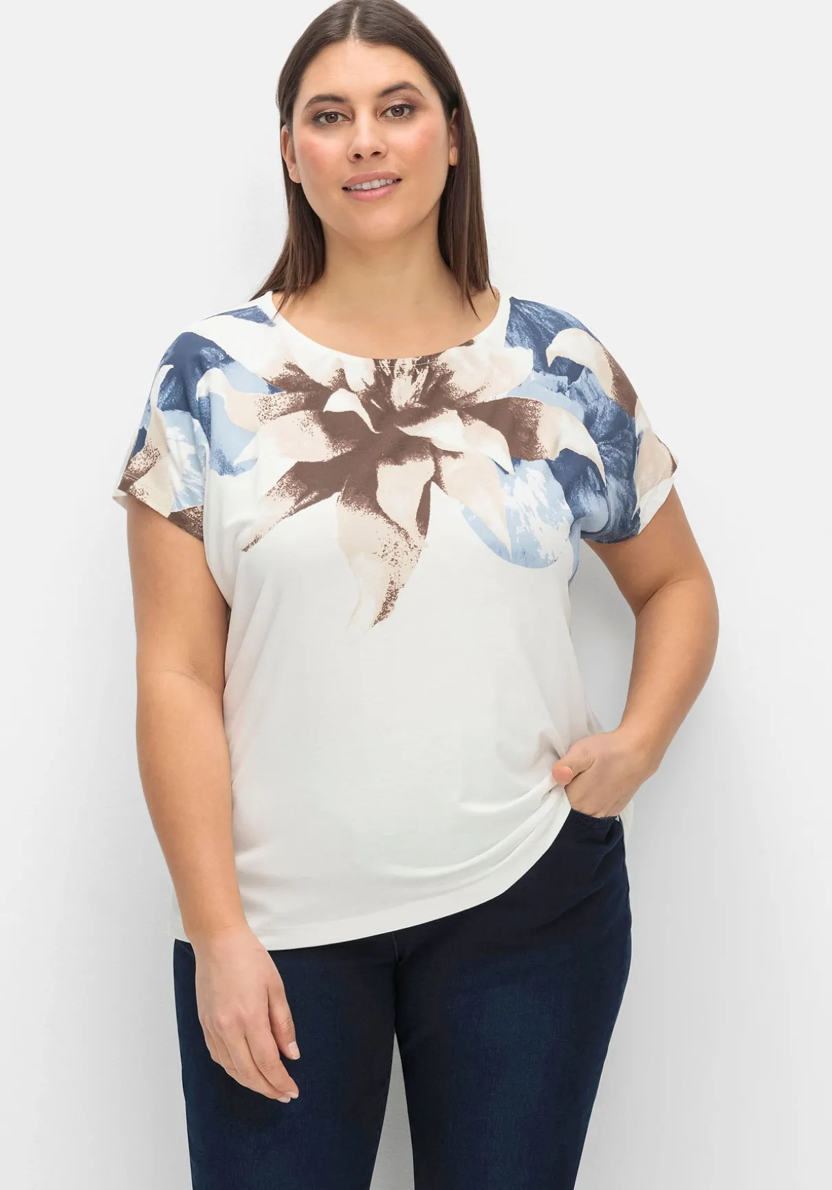 Jerseyshirt mit Blütendruck am Rundhalsausschnitt