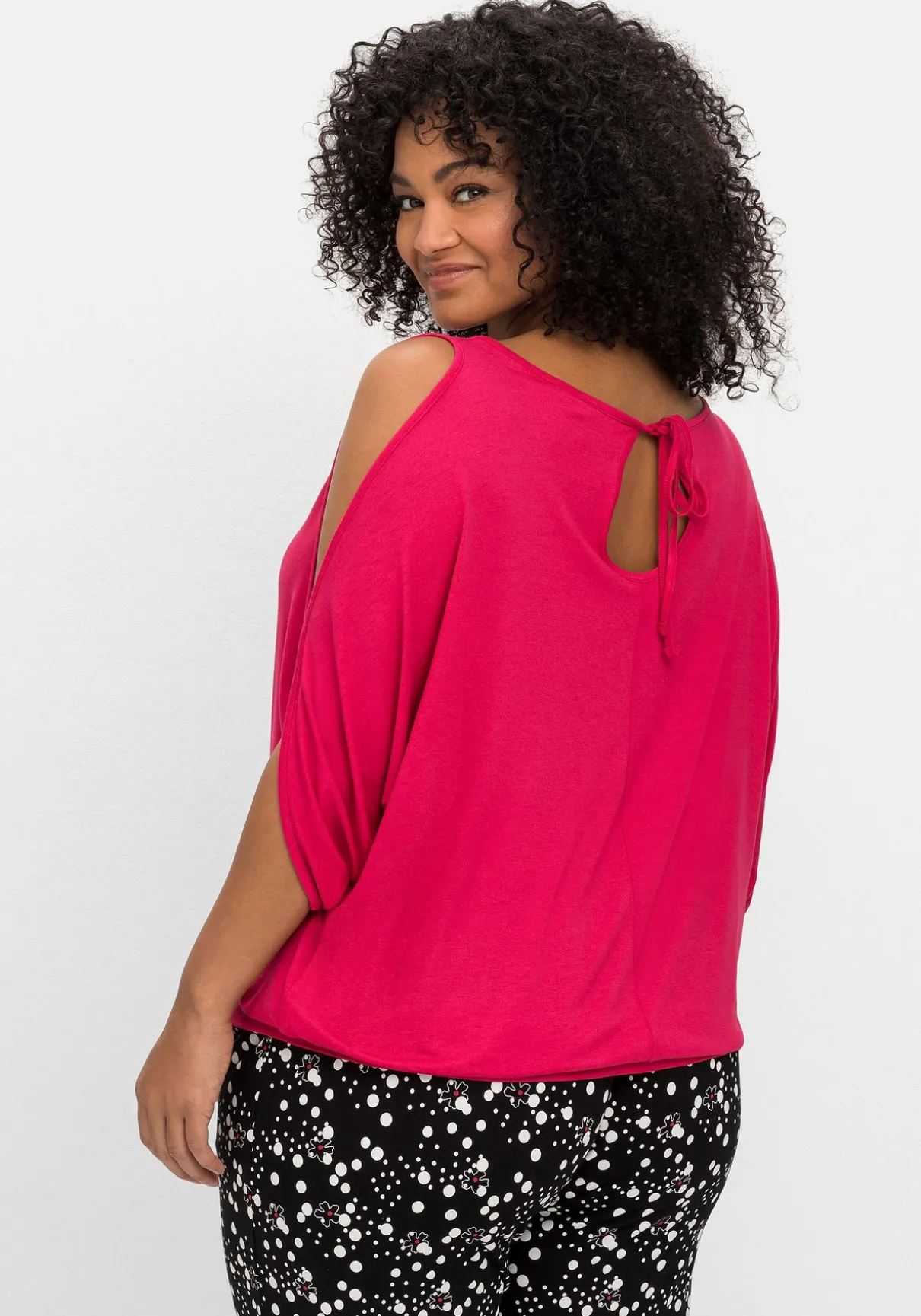 Jerseyshirt mit geschlitzten Fledermausärmeln