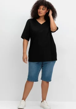 Jerseyshirt mit V-Ausschnitt, leicht tailliert