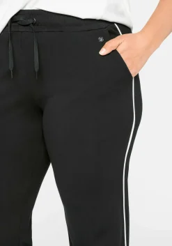 Jogginghose in weiter Form, mit Kontrastpaspel