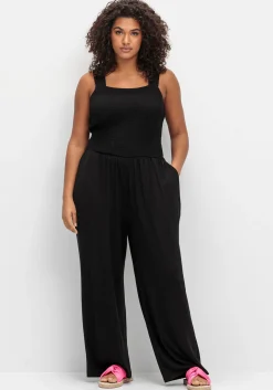 Jumpsuit mit Smok-Oberteil und weitem Bein