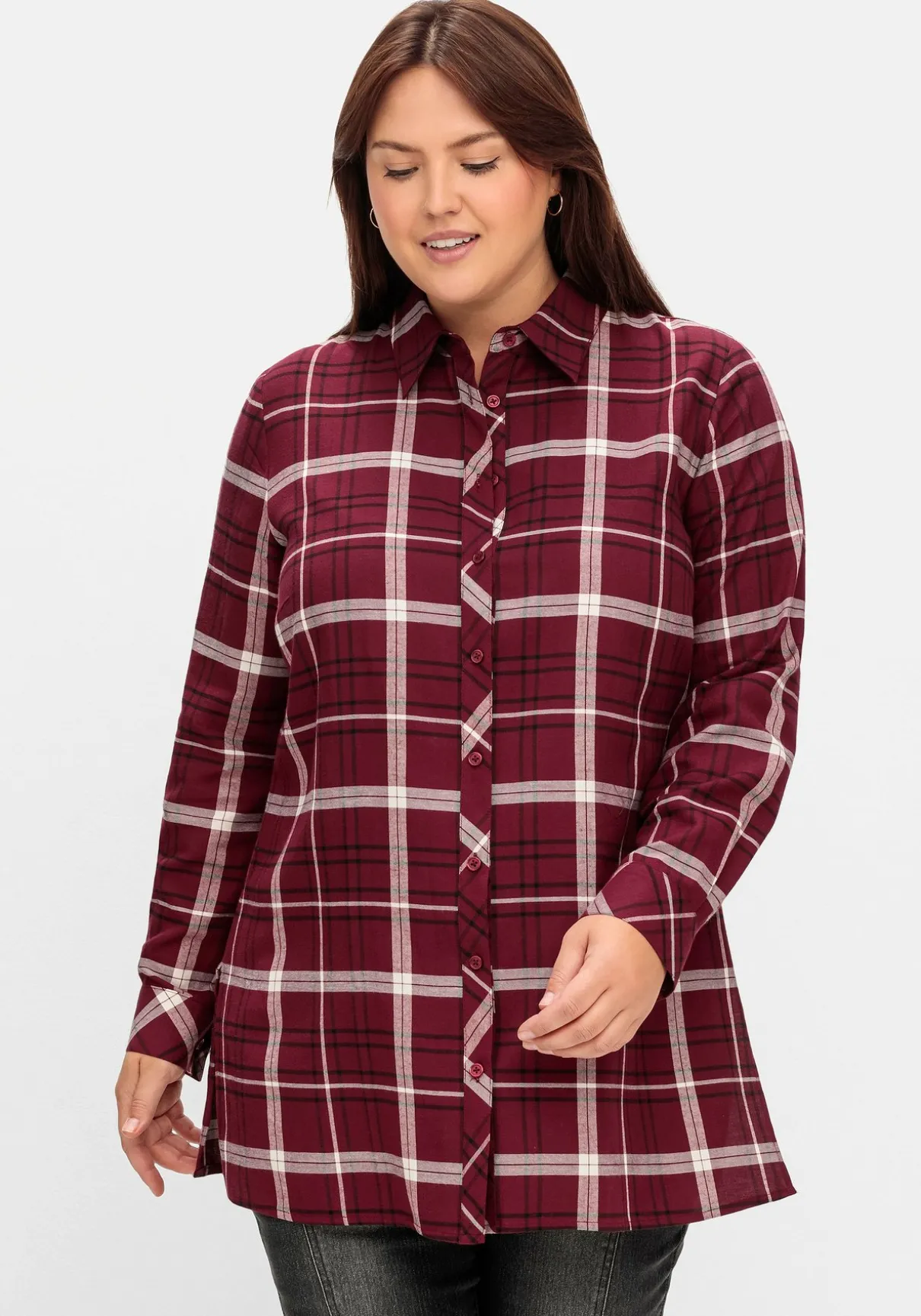 Karierte Longbluse mit Kragen und Manschettenärmel