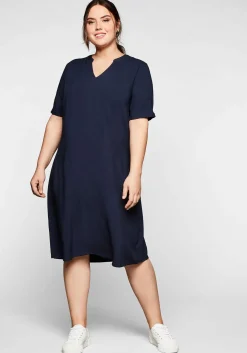 Kleid aus leichter Viskose, in A-Linie