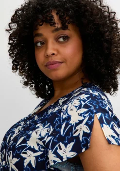 Kleid in Wickeloptik, mit Alloverdruck