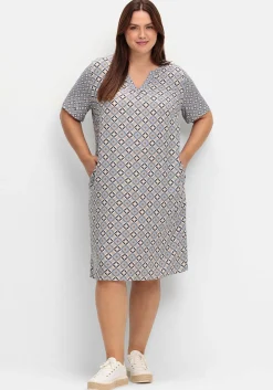 Kleid mit Grafikprint und Tunika-Ausschnitt