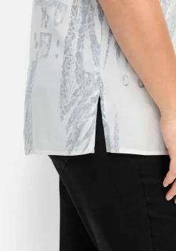 Kurzarmbluse mit Alloverdruck, aus Viskose