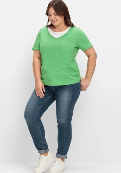 Kurzarmshirt in Layeroptik mit Ziernieten