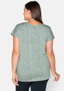 Kurzarmshirt mit Alloverdruck und seitlichen Falten