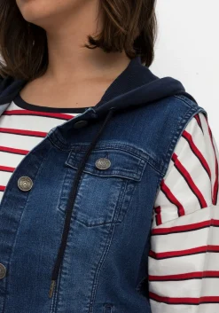 Kurze Jeansweste mit Sweatkapuze, in taillierter Form