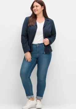 Kurzer Sweatblazer mit Reverskragen und Zierknöpfen