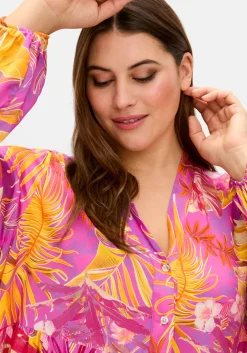 Kurzes Kaskadenkleid mit Alloverdruck