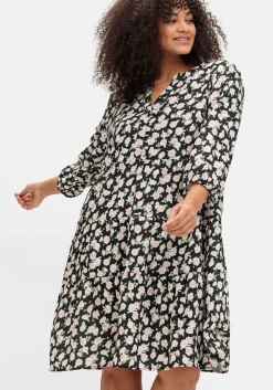 Kurzes Stufenkleid mit Blüten-Alloverdruck