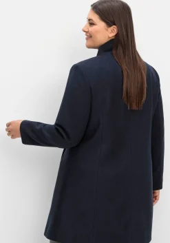 Kurzmantel mit asymmetrischem Kragen