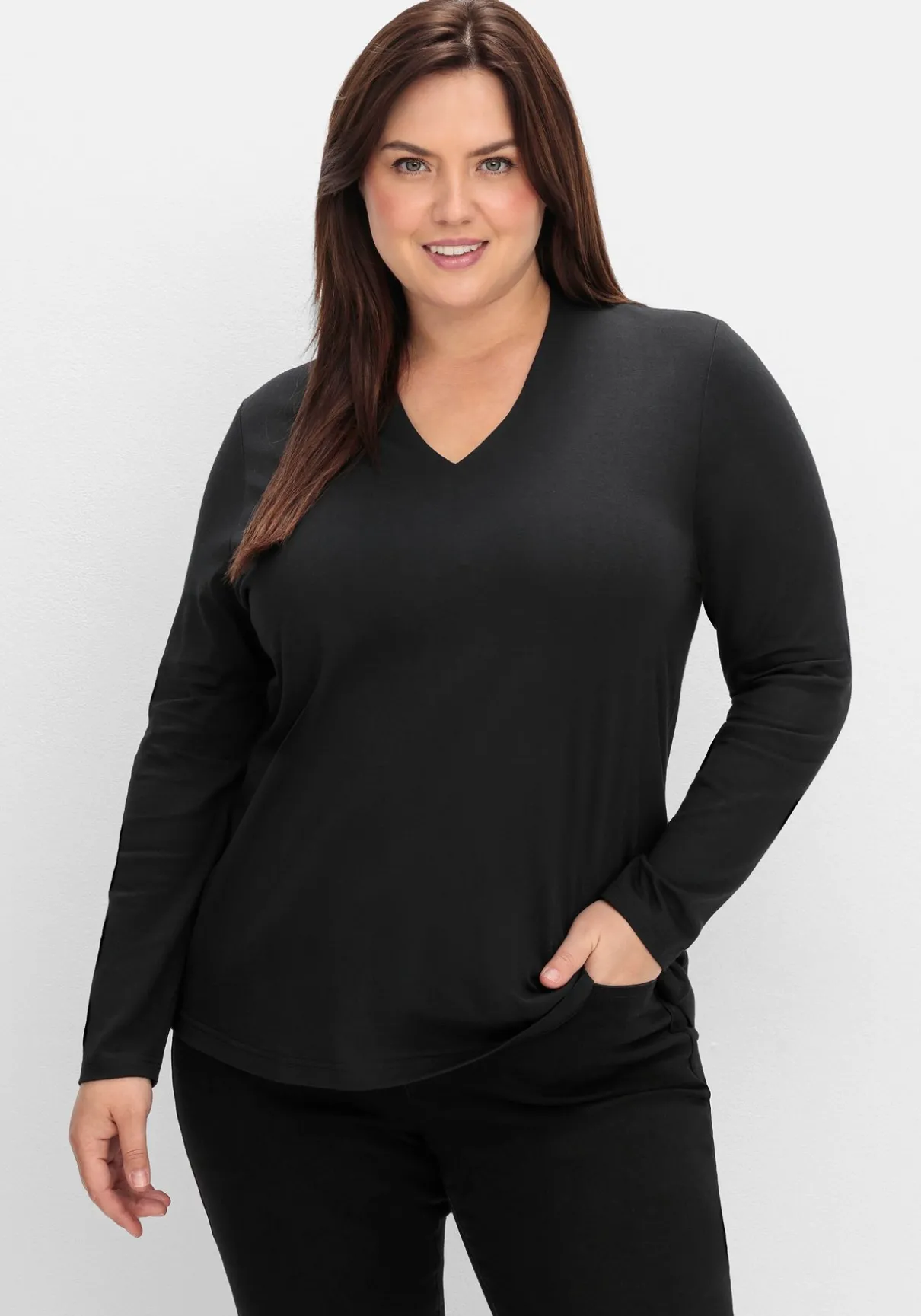 Langarmshirt mit V-Ausschnitt, vorn doppellagig