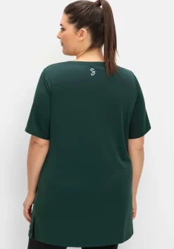 Langes Funktionsshirt mit seitlichen Schlitzen