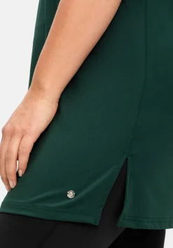 Langes Funktionsshirt mit seitlichen Schlitzen