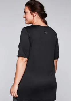 Langes Funktionsshirt mit seitlichen Schlitzen