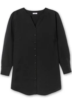 Longbluse mit Passe und Raffungen hinten