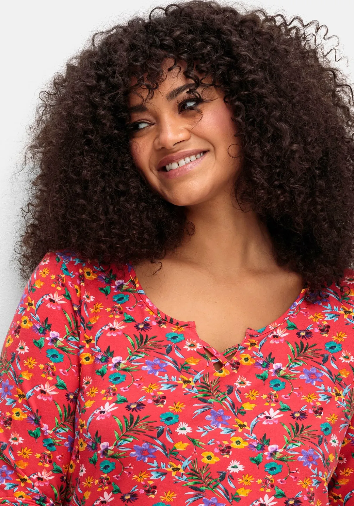 Longshirt mit Blümchen-Alloverdruck