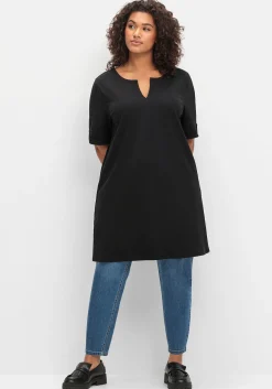 Longshirt mit geschlitztem Ausschnitt