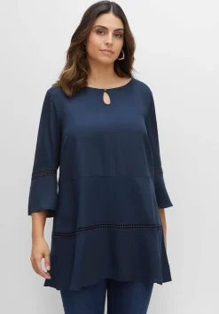 Longtunika in A-Linie, mit Lochmusterdetails