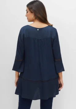 Longtunika in A-Linie, mit Lochmusterdetails