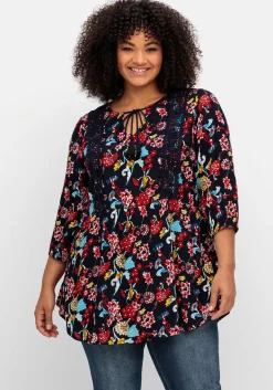 Longtunika mit Blumendruck, in Crinkle-Optik