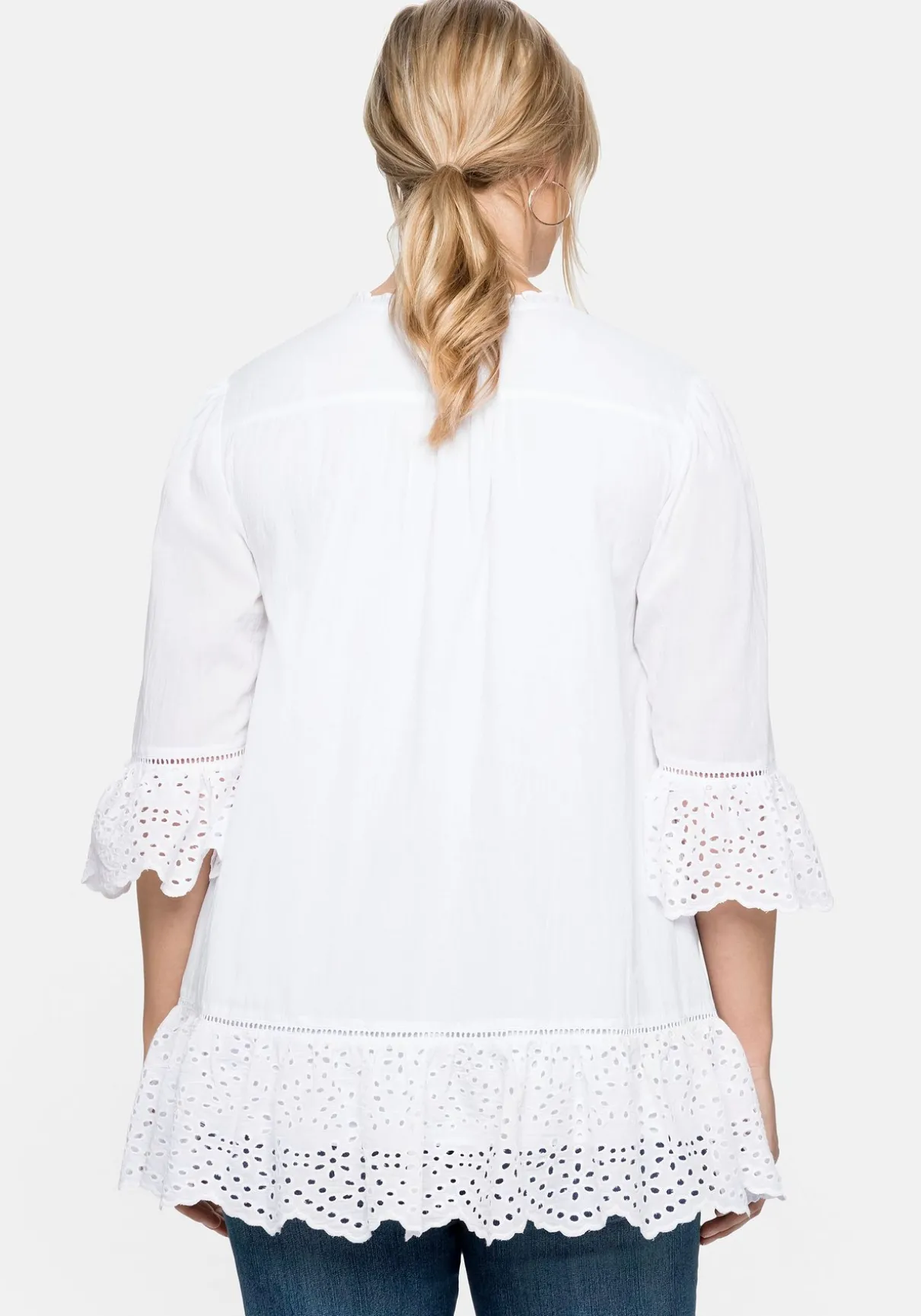 Longtunika mit Lochmusterdetails und Volantspitze