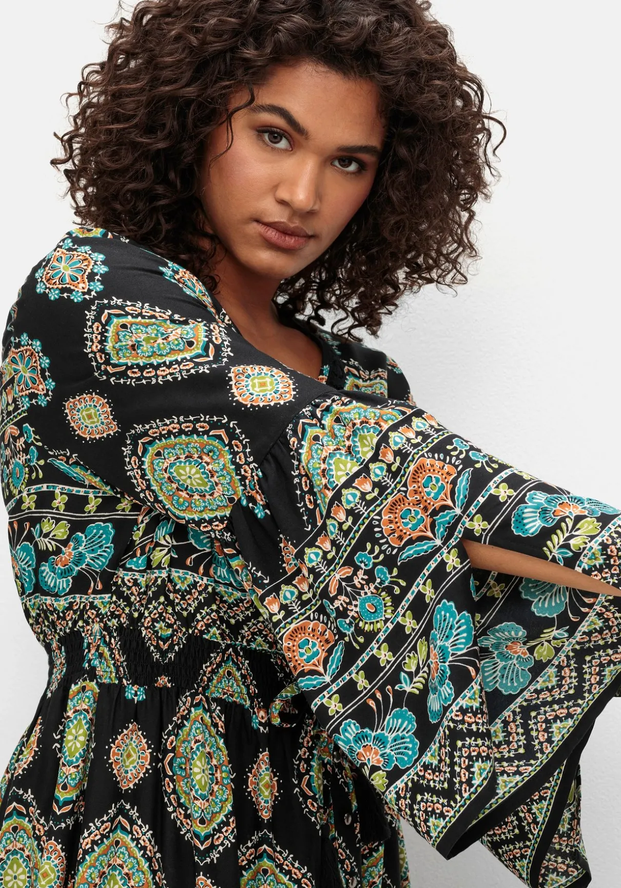 Maxikleid im Boho-Stil, mit Trompetenärmeln