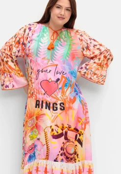 Maxikleid im Mustermix, mit Volant am Saum