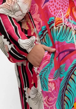 Maxikleid im Mustermix, mit Volant am Saum