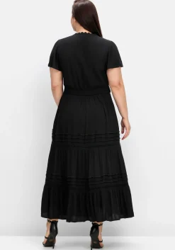 Maxikleid in Wickeloptik, mit Stufenvolant