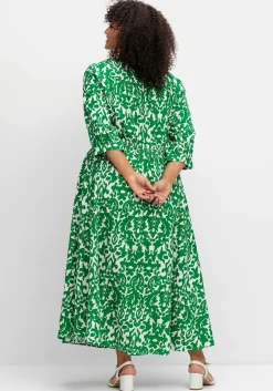Maxikleid mit Alloverprint und gesmokter Taille