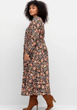 Maxikleid mit Blumenprint und gesmokter Taille