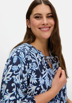 Maxikleid mit floralem Druck und gestuftem Rock