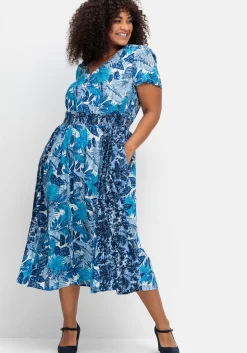 Midikleid im Mustermix, mit weitem Rock