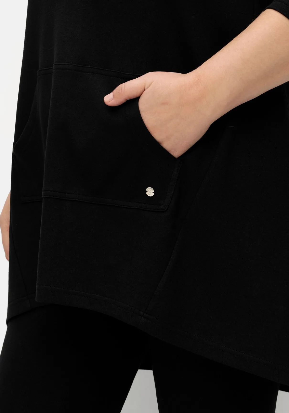 Oversize-Longshirt mit weitem Kragen und Tunnelzug