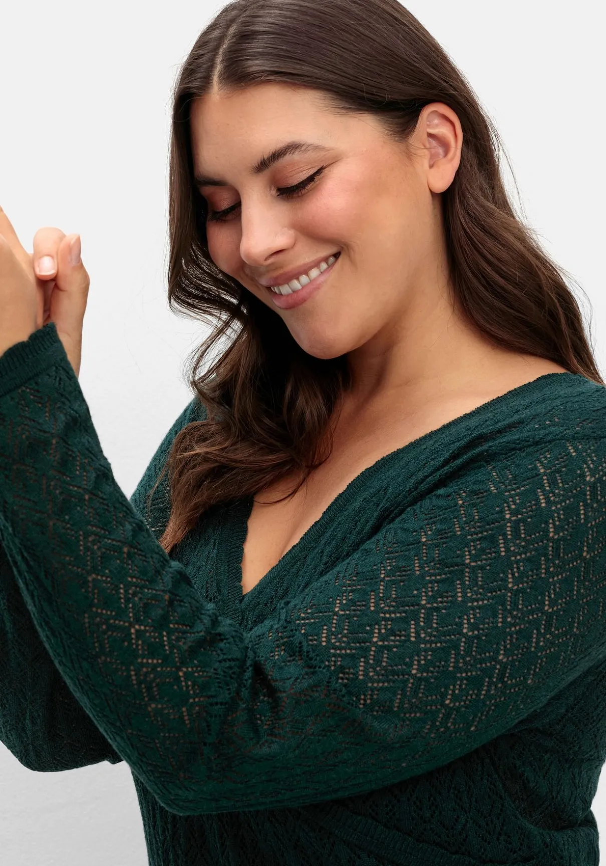 Pullover aus Ajourstrick, in Wickeloptik