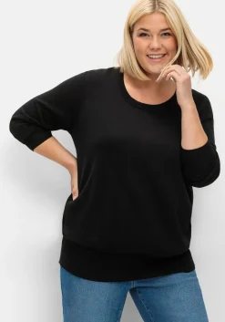 Pullover aus leichtem Strick, mit Rundhalsausschnitt