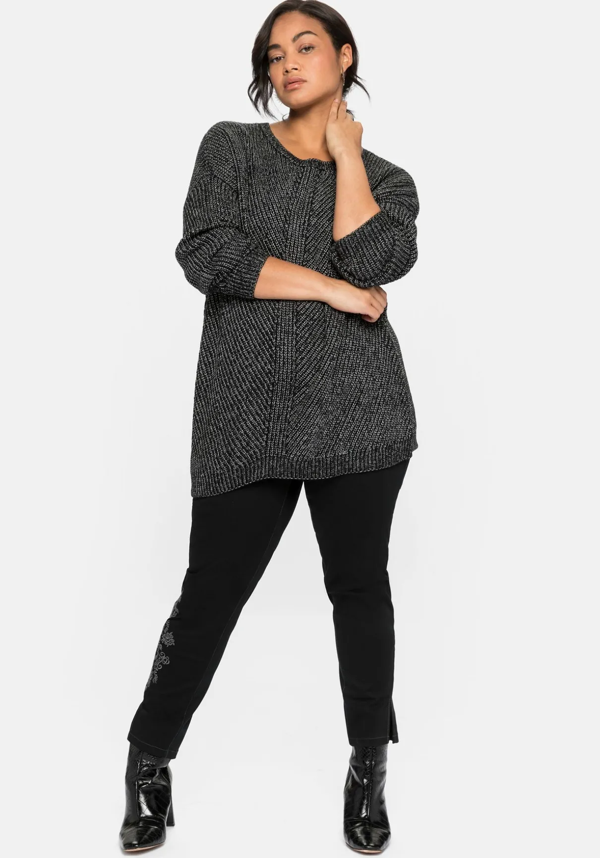 Pullover im Patentstrick, in melierter Optik