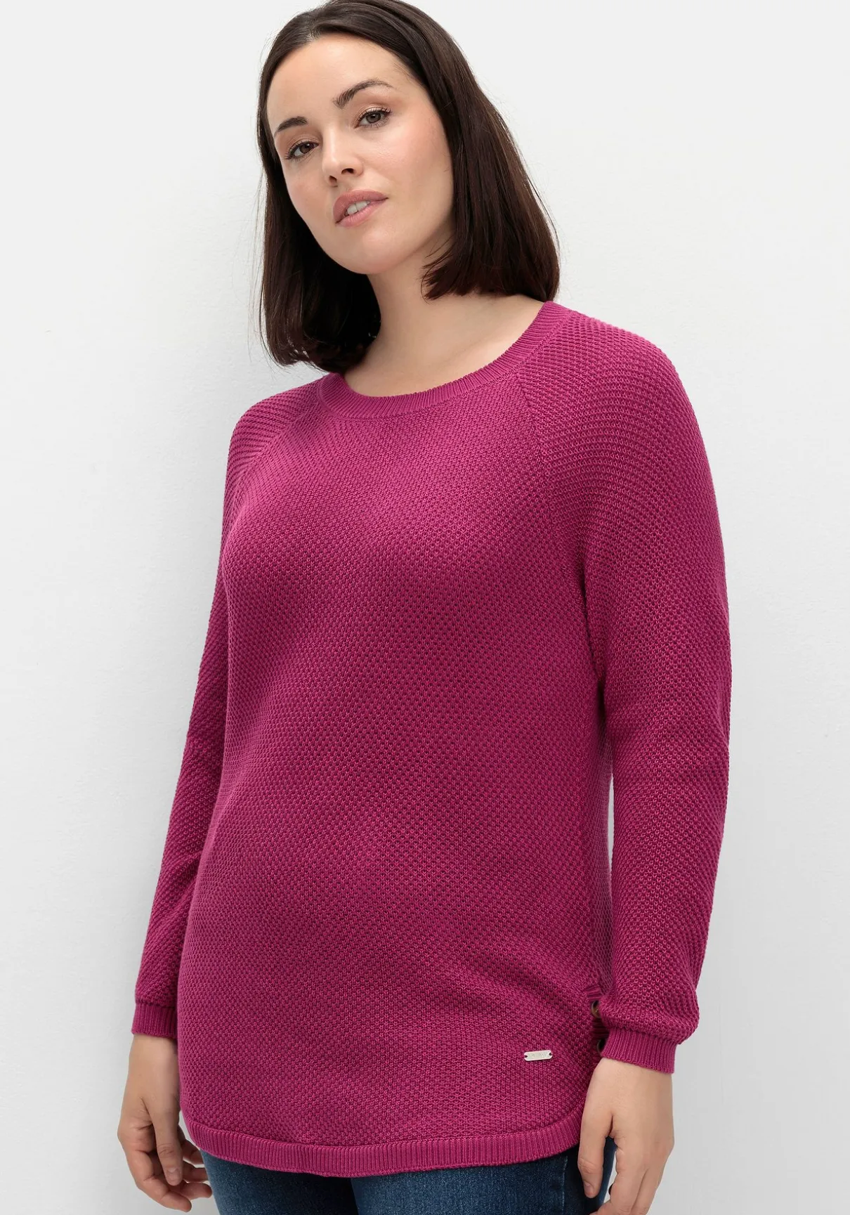 Pullover im Strukturstrick, mit Zierknöpfen seitlich